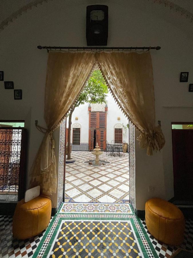 Riad Phoenix Фес Екстериор снимка