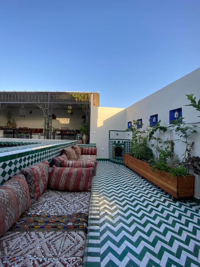 Riad Phoenix Фес Екстериор снимка