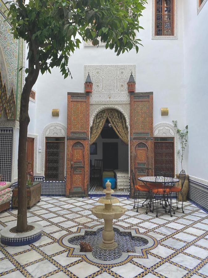 Riad Phoenix Фес Екстериор снимка