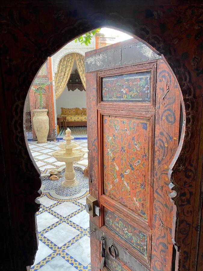 Riad Phoenix Фес Екстериор снимка